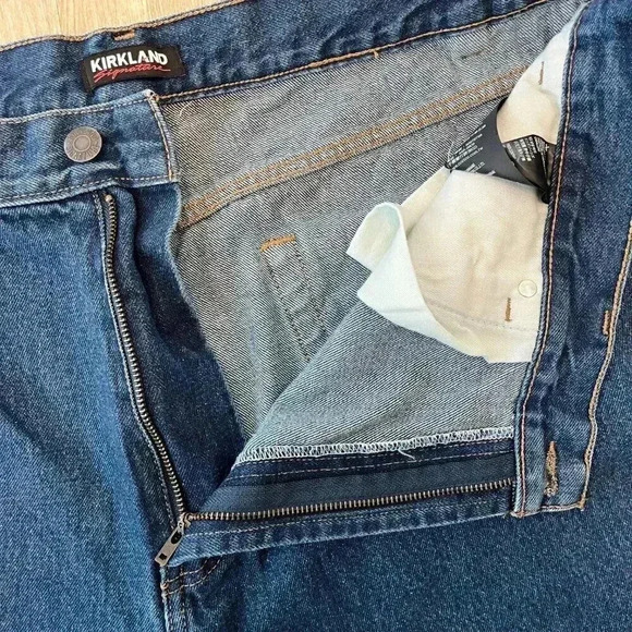 Mens Kirkland Signature Dark Wash Jeans - 42x30 - Picture 7 of 8